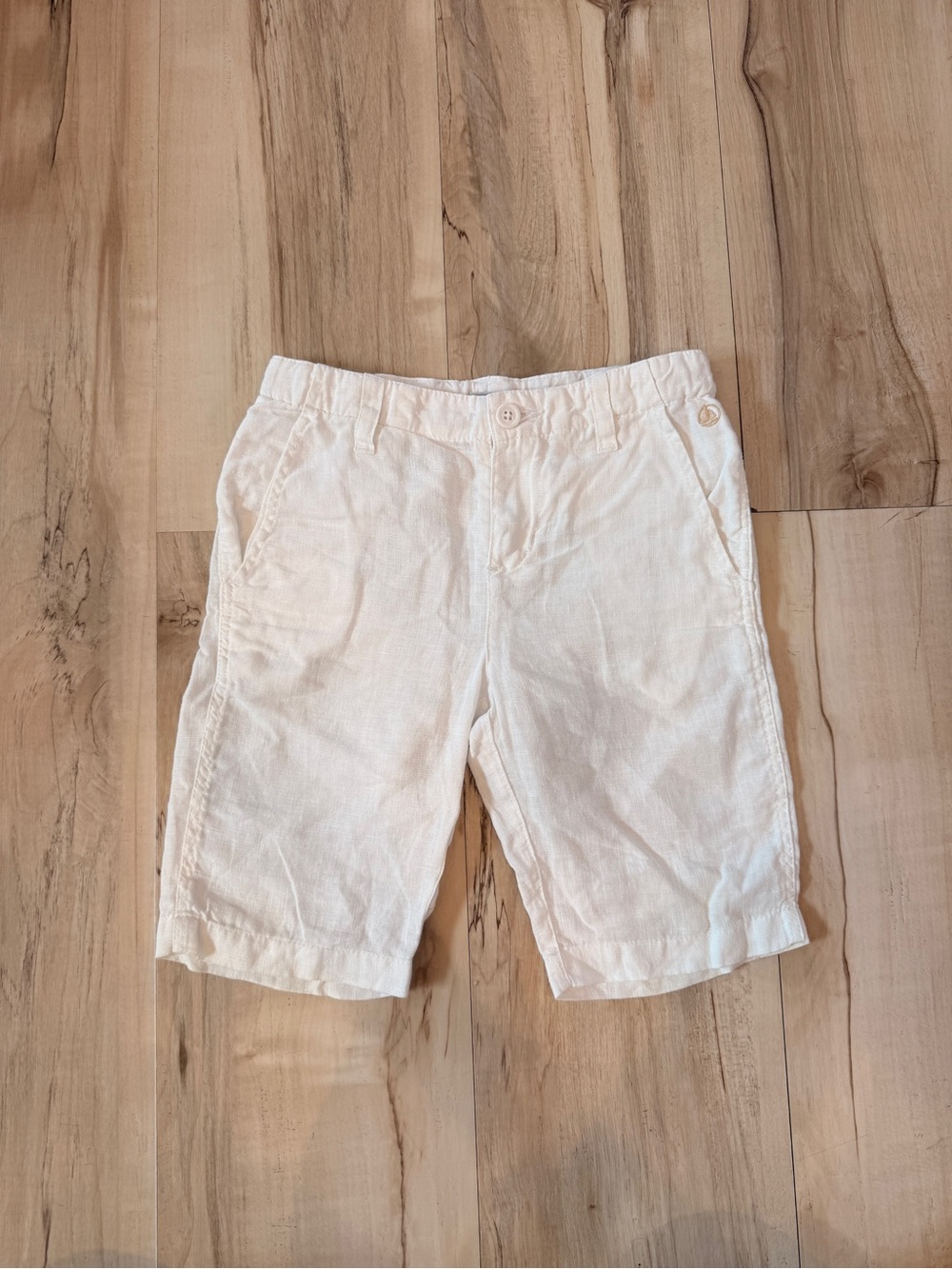 BRAND NEW linen shorts